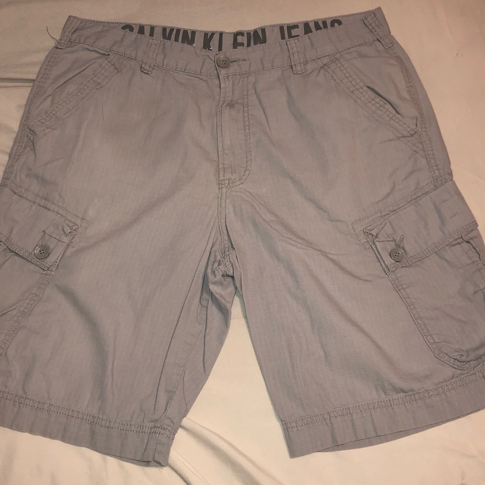 Khaki Calvin Klein Shorts Size 36